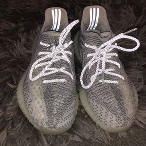 YEEZY Static, non-reflective